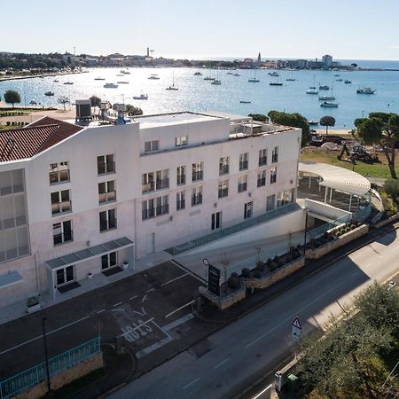 Humagum Sea View Apartment - Garden Palace أوماغ المظهر الخارجي الصورة