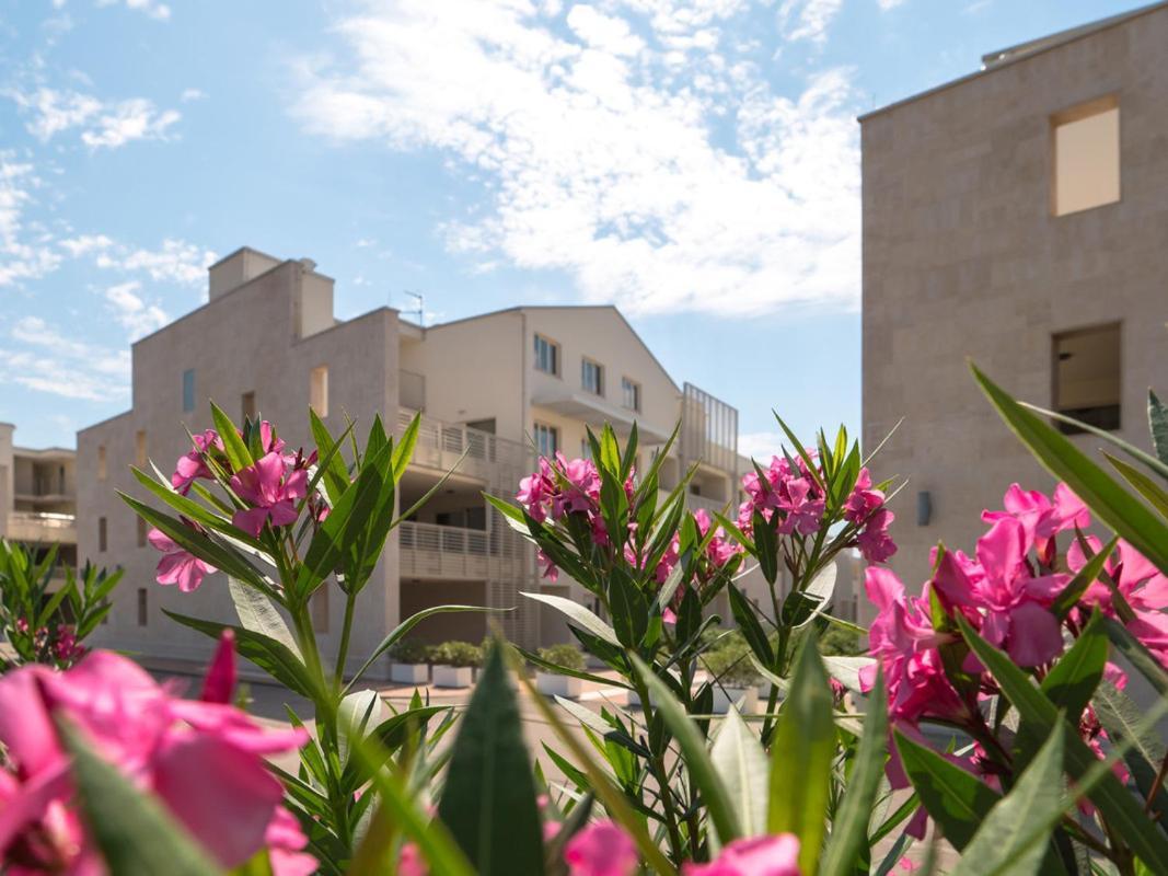 Humagum Sea View Apartment - Garden Palace أوماغ المظهر الخارجي الصورة